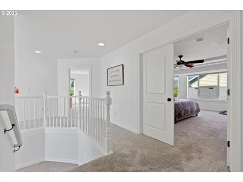 211 W Hazelnut Drive Newberg OR 97132