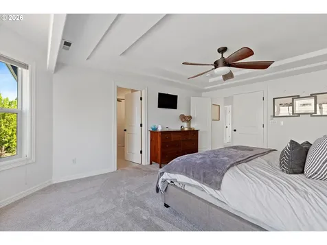 211 W Hazelnut Drive Newberg OR 97132