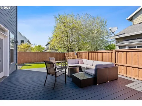 211 W Hazelnut Drive Newberg OR 97132