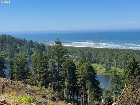 16500 N Highway 101 Rockaway Beach OR 97136