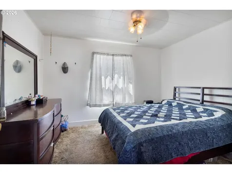 1225 W Main Street Medford OR 97501