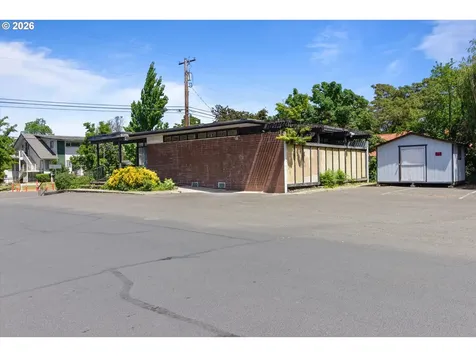1225 W Main Street Medford OR 97501