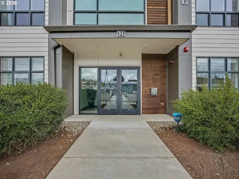 425 NE Bryant Street Portland OR 97211