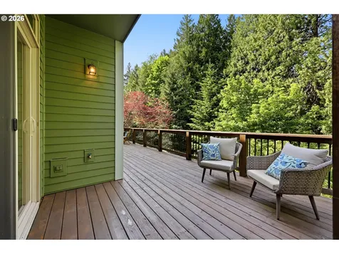 1639 SW Joshua Street Portland OR 97219