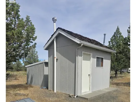 13578 SW Winchester Lane Culver OR 97734
