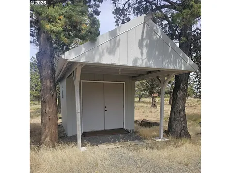 13578 SW Winchester Lane Culver OR 97734