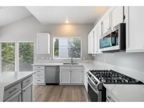 11224 SW Pintail Loop Beaverton OR 97007
