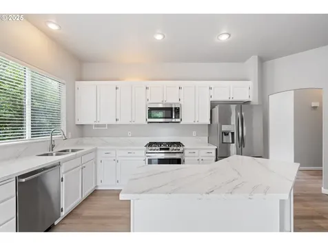 11224 SW Pintail Loop Beaverton OR 97007