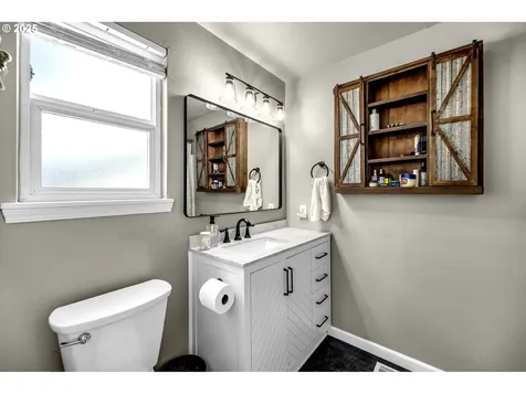 4406 NE 128th Avenue Vancouver WA 98682