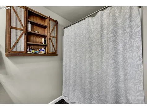 4406 NE 128th Avenue Vancouver WA 98682