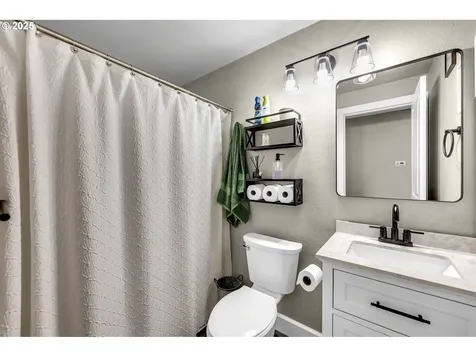 4406 NE 128th Avenue Vancouver WA 98682