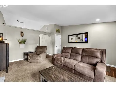 4406 NE 128th Avenue Vancouver WA 98682