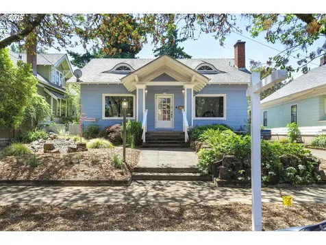 3914 SE Ivon Street Portland OR 97202