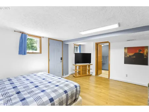 3914 SE Ivon Street Portland OR 97202