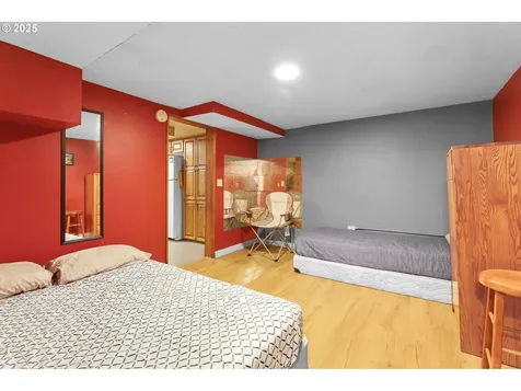 3914 SE Ivon Street Portland OR 97202