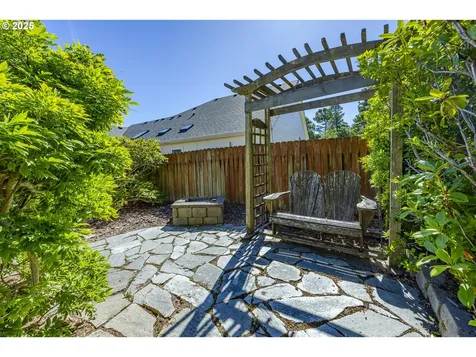 63 Spyglass Lane Florence OR 97439
