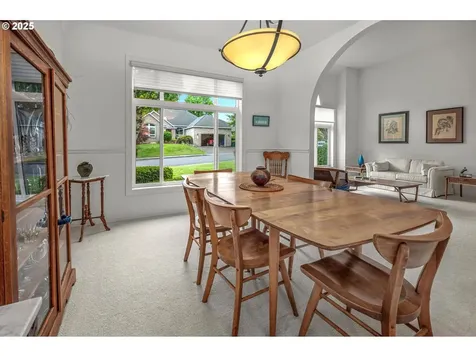 7079 SW Arranmore Way Portland OR 97223