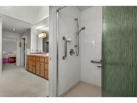7079 SW Arranmore Way Portland OR 97223