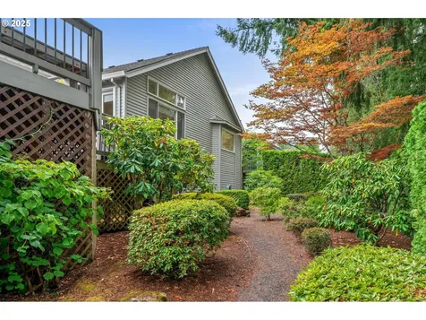 7079 SW Arranmore Way Portland OR 97223