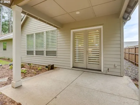 17613 NE 75th Circle Vancouver WA 98682