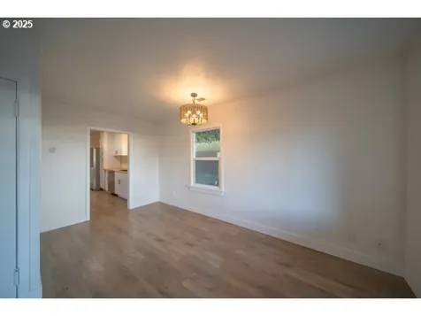 428 Elm Avenue Reedsport OR 97467