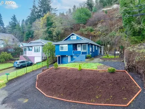 428 Elm Avenue Reedsport OR 97467