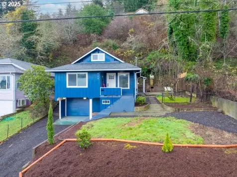 428 Elm Avenue Reedsport OR 97467