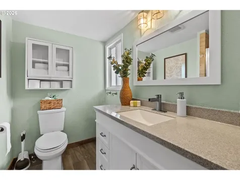 2211 SW Marigold Street Portland OR 97219