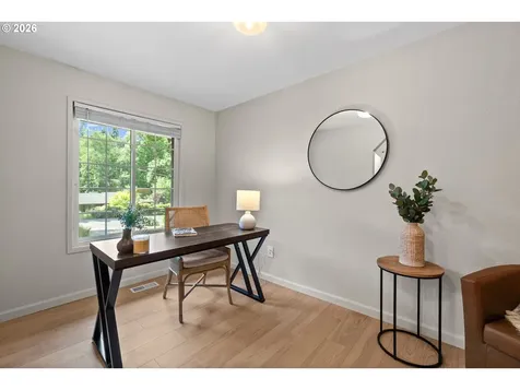 2211 SW Marigold Street Portland OR 97219