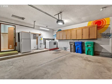 2211 SW Marigold Street Portland OR 97219