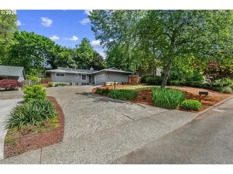 2211 SW Marigold Street Portland OR 97219
