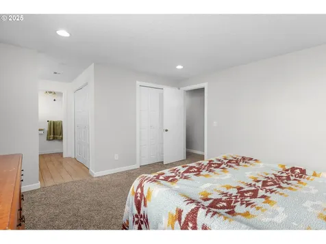 1769 NE Todd Street Roseburg OR 97470