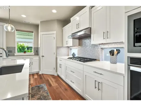 4463 SE 62nd Avenue Hillsboro OR 97123
