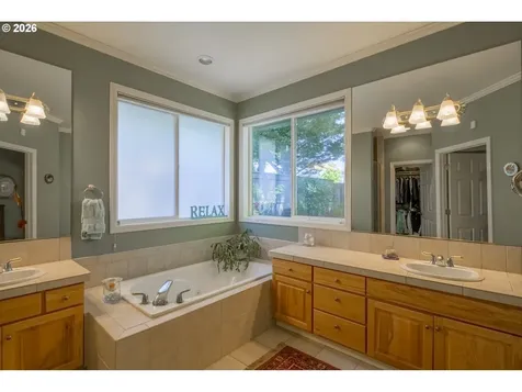 15502 NW Par Court Portland OR 97229