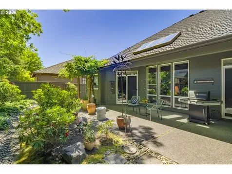 15502 NW Par Court Portland OR 97229
