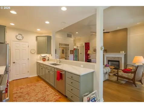 15502 NW Par Court Portland OR 97229