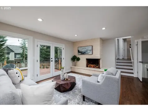 10410 SW Washington Street Portland OR 97225
