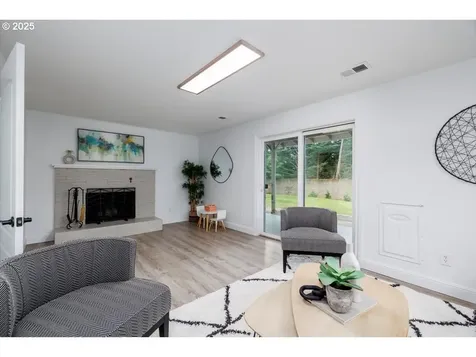 10410 SW Washington Street Portland OR 97225