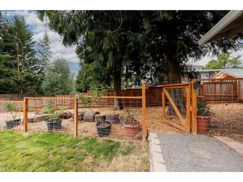 10410 SW Washington Street Portland OR 97225