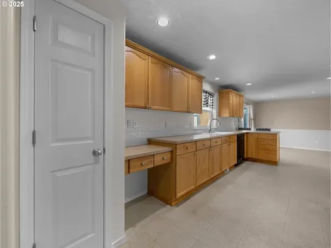 15262 Penny Avenue Sandy OR 97055