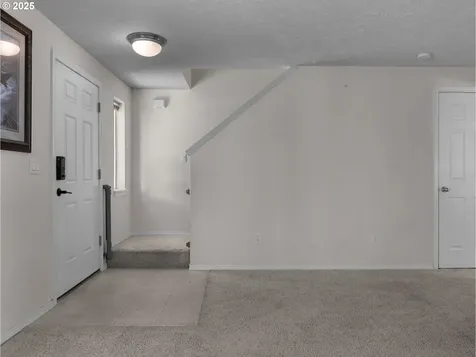 15262 Penny Avenue Sandy OR 97055