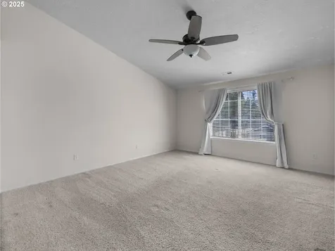 15262 Penny Avenue Sandy OR 97055