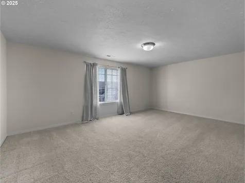 15262 Penny Avenue Sandy OR 97055