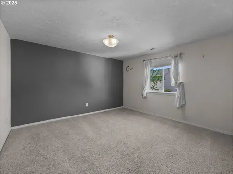 15262 Penny Avenue Sandy OR 97055