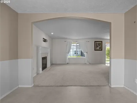 15262 Penny Avenue Sandy OR 97055