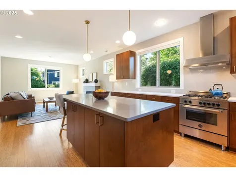 648 SE 46th Avenue Portland OR 97215