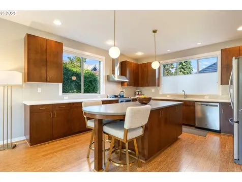 648 SE 46th Avenue Portland OR 97215