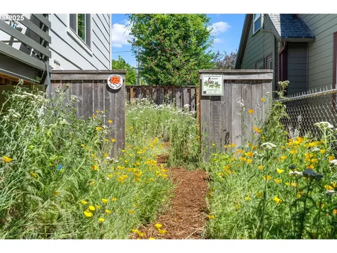 648 SE 46th Avenue Portland OR 97215