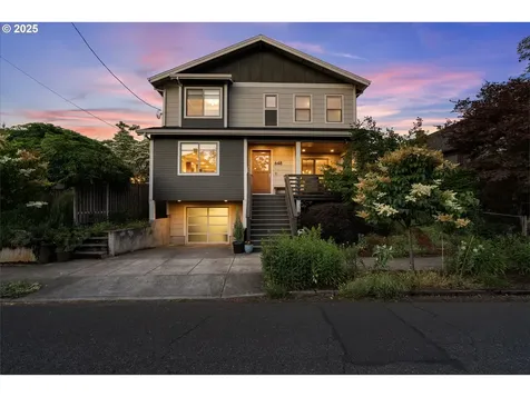 648 SE 46th Avenue Portland OR 97215