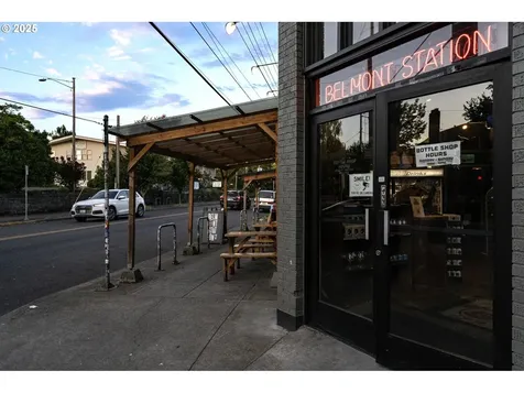 648 SE 46th Avenue Portland OR 97215